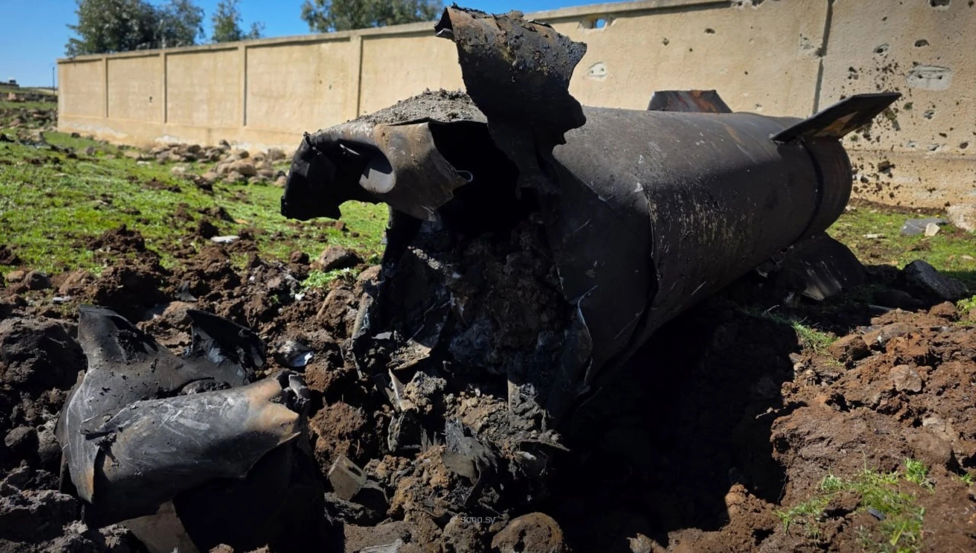 سورية: أربعة قتلى جراء سقوط صاروخ إيراني على مبنى في السويداء