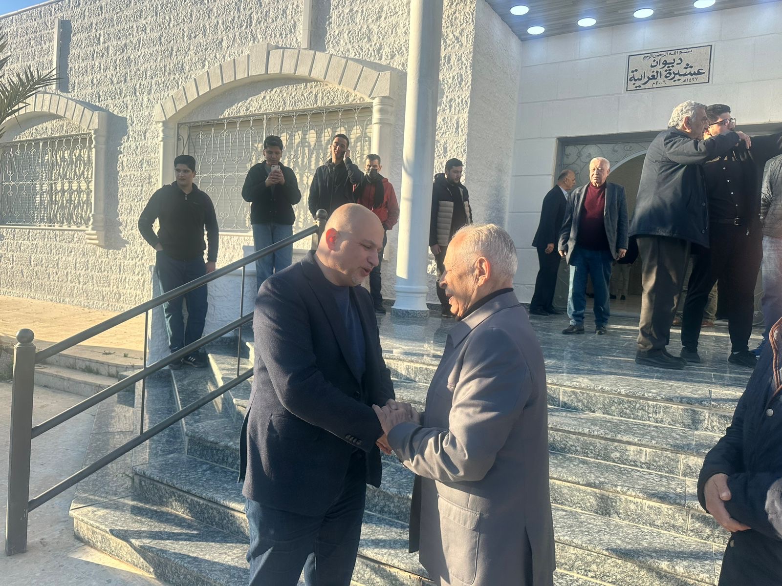 مندوبا عن الملك وولي العهد .. العيسوي يعزي الغرايبة وكورشلو