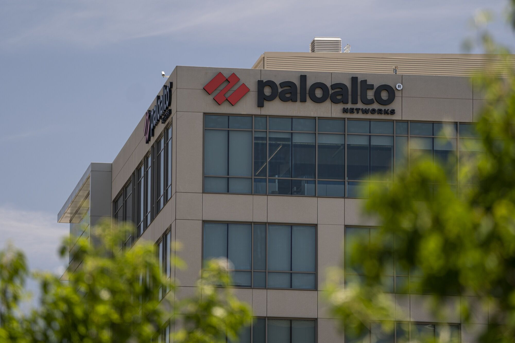 بالو ألتو نتوركس تطلق 