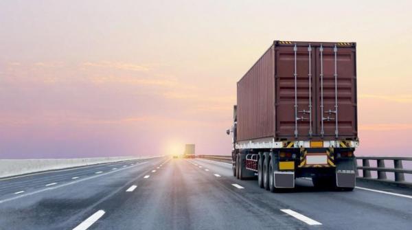 سوريا: اتفاق الشاحنات مع الأردن يدعم السائقين ويعزز حركة النقل