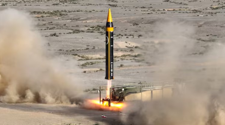 الدفاع السعودية : اعتراض وتدمير صاروخ باليستي أُطلق باتجاه محافظة الخرج