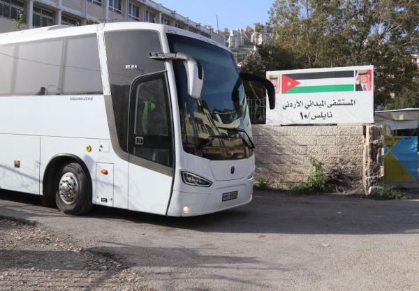 وصول طواقم المستشفى الميداني الأردني نابلس /10