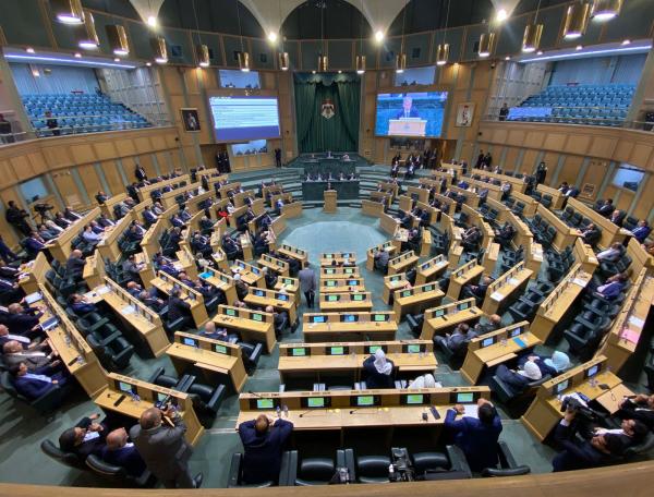 النواب يحيل 13 مخرجا رقابيا في تقرير ديوان المحاسبة إلى مكافحة الفساد