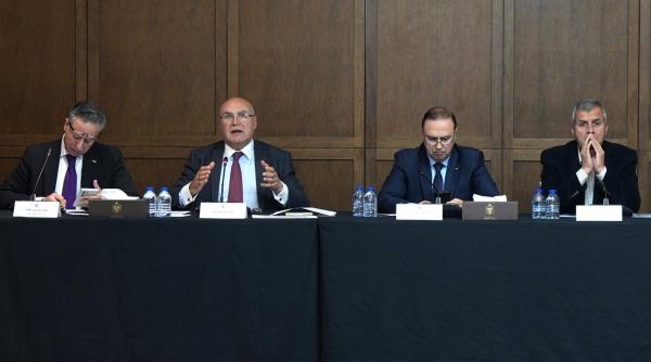 الحكومة: لا ارتفاع لأسعار السلع الأساسية والأمور تسير بوتيرة طبيعيَّة