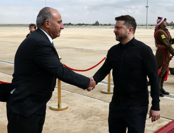 الرئيس الأوكراني يصل المملكة ضمن جولته الإقليمية