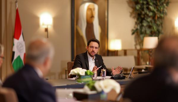 ولي العهد: تطوير البنية التحتية الرقمية لتحسين خدمات الإنترنت في المدارس