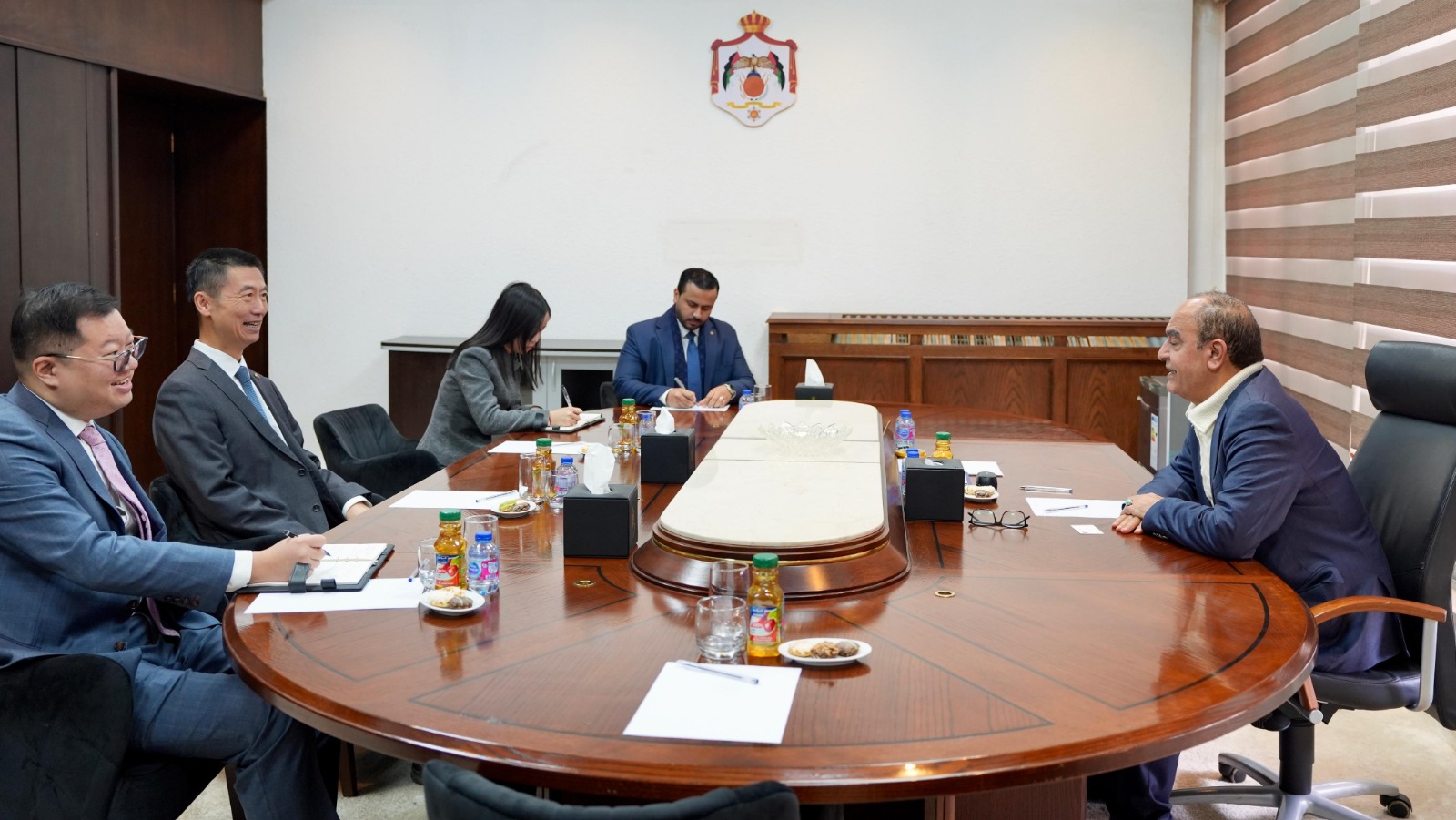 العين الصرايرة يلتقي السفير الصيني