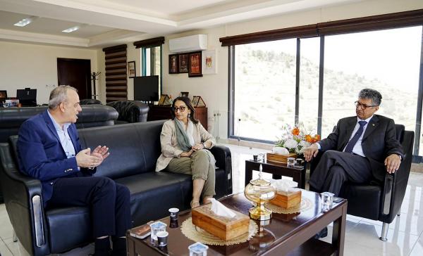 البترا ويونسكو يبحثان التعاون في السياحة المستدامة وتمكين المجتمعات