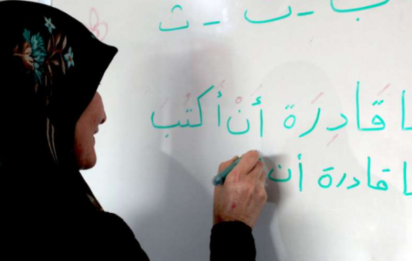 الصبيحي: معلمات محو الأمية مازلن يعانين من الحرمان