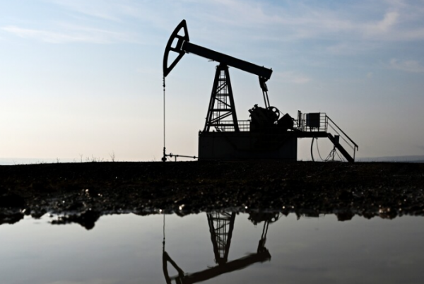 ارتفاع أسعار النفط عالمياً مع مخاوف تجدد التصعيد العسكري