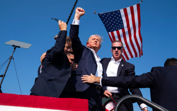 البيت الأبيض يراجع بروتوكلات الأمن الخاصة بترامب