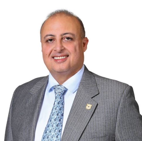 من يتوقف عن التعلّم .. يتجاوزه الزمن