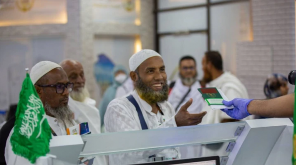 الجوازات السعودية تؤكد جاهزيتها لإنهاء إجراءات مغادرة ضيوف الرحمن