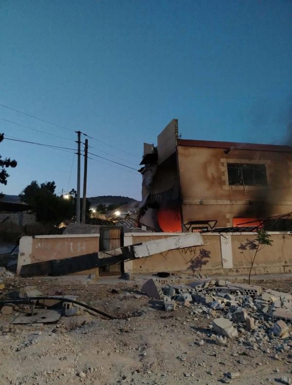 خبير أمني ينفي علاقة انفجار شاليه الأغوار بقربه من الحدود .. ويفسر العصف الوميضي