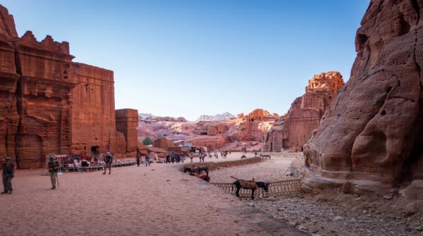 بدء استقبال طلبات التعويض المالي للمنشآت السياحية المتضررة في البترا
