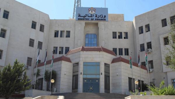 3.3 مليار دينار الإيرادات المحلية في الثلث الأول من العام