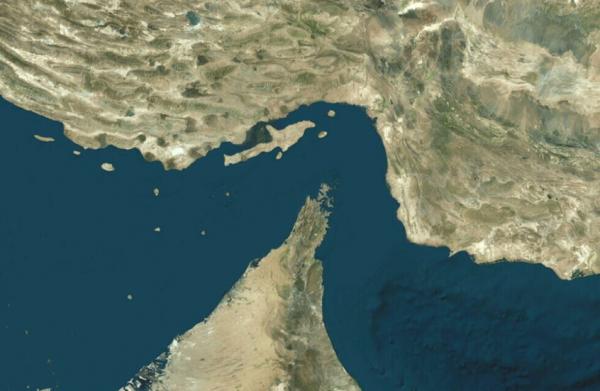 مقر خاتم الأنبياء: لن نسمح للولايات المتحدة بالتدخل في إدارة مضيق هرمز