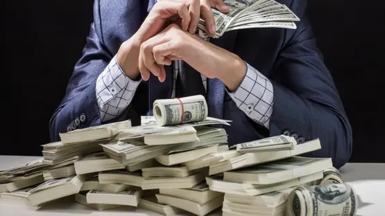مليون شخص دخلوا نادي المليونيرات في 2025