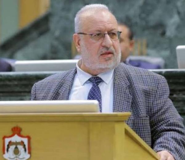 عقل: تنظيم العمل المهني مداهمة حكومية