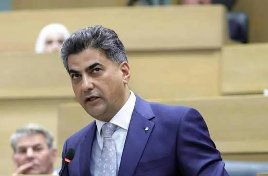 الخصاونة: تنظيم العمل المهني يسهم بضبط الأسعار