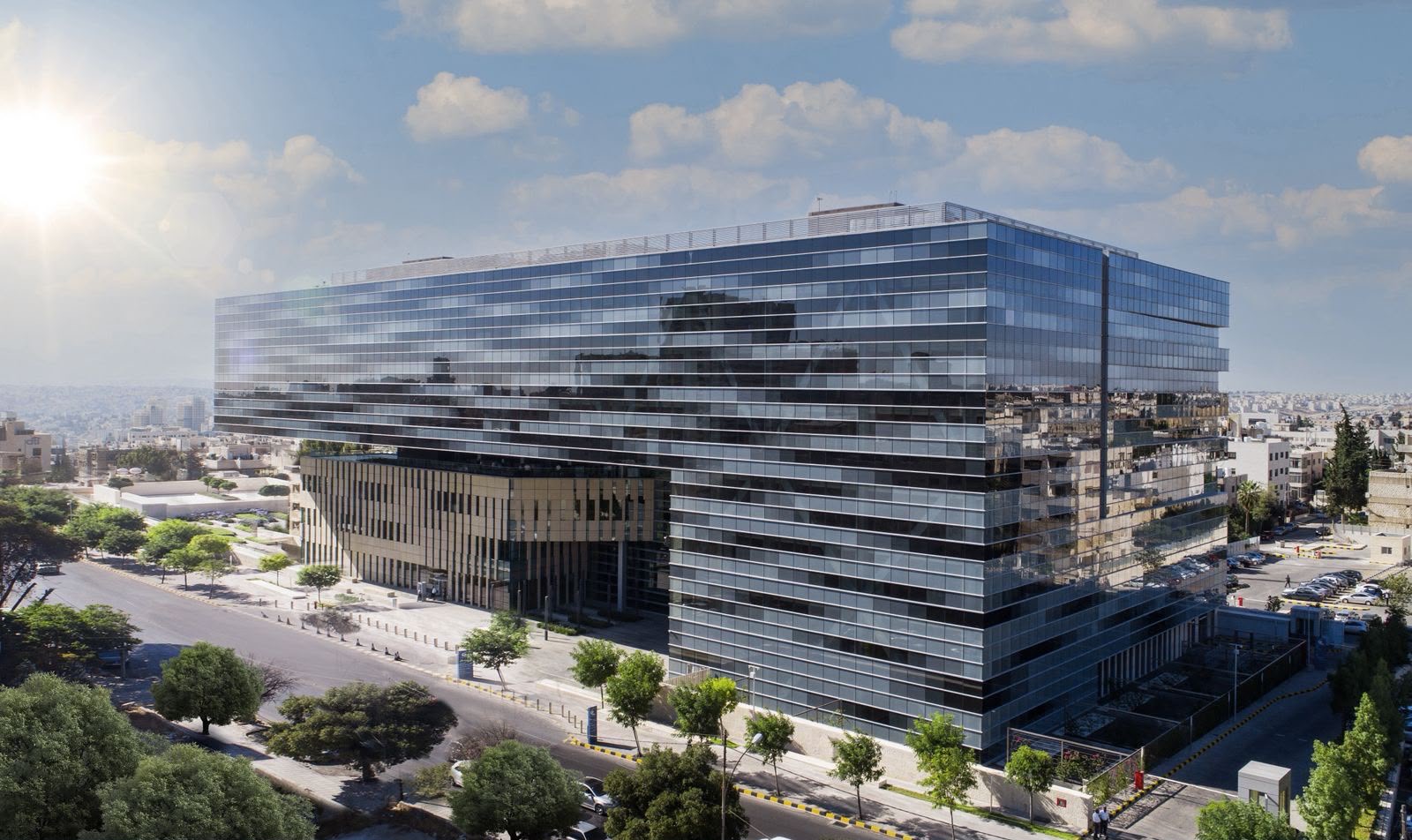 بنك الإسكان يحقق أرباحاً صافية بمبلغ 82.2 مليون دينار في النصف الأول من عام 2026   