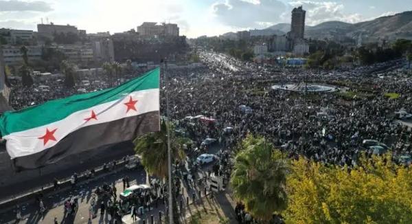 مظلوم عبدي يعلن إنجاز دمج المؤسسات الكردية ضمن الدولة السورية