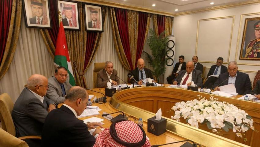 إدارية الأعيان تقر قانون الإدارة المحلية كما ورد من النواب