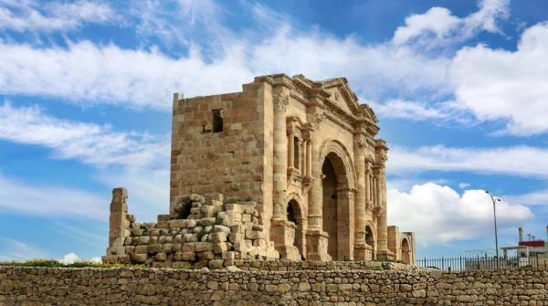أكثر من 100 ألف زائر لمدينة جرش خلال 7 اشهر
