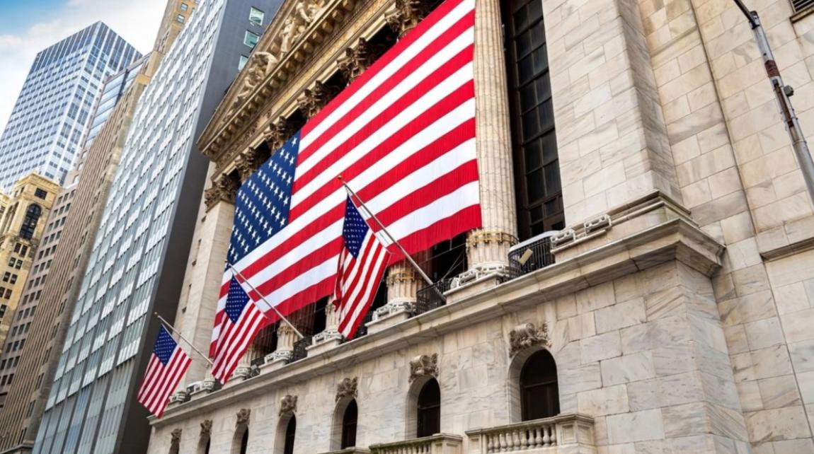 ارتفاع مؤشرات الأسهم الأميركية واستقرار نفط تكساس