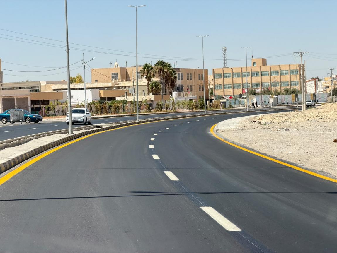 الأشغال تنهي أعمال تأهيل الطريق التنموي في معان بكلفة 350 ألف دينار