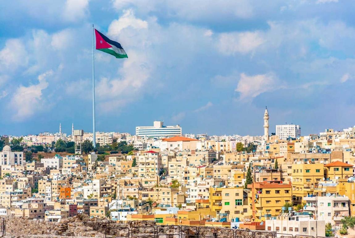 الاستراتيجيات الأردني: 51% من الأردنيين لا يثقون في الحكومة