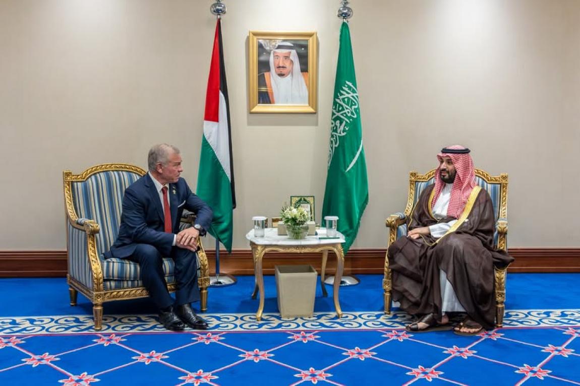 الملك يبعث رسالة خطية إلى ولي العهد السعودي
