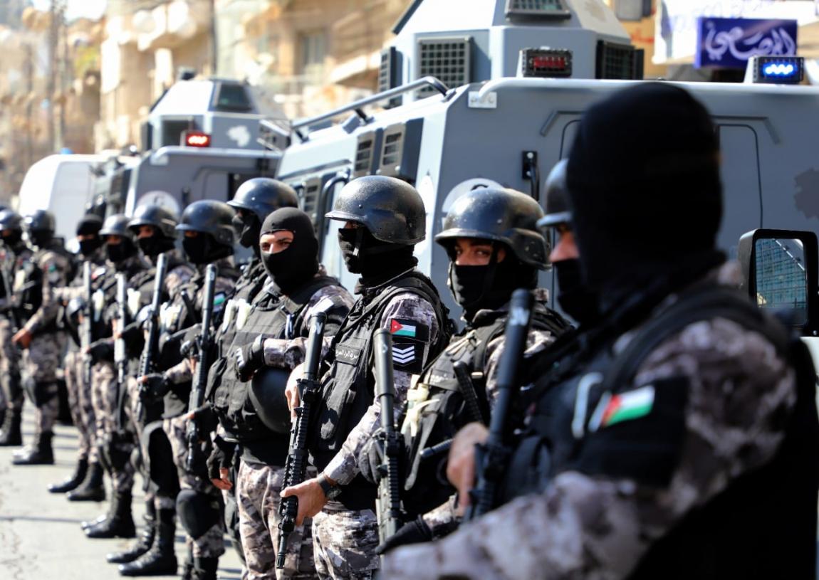الأمن يوقع بـ 3 شبكات لترويج المخدرات في عمان وإربد ويضبط 19 شخصا