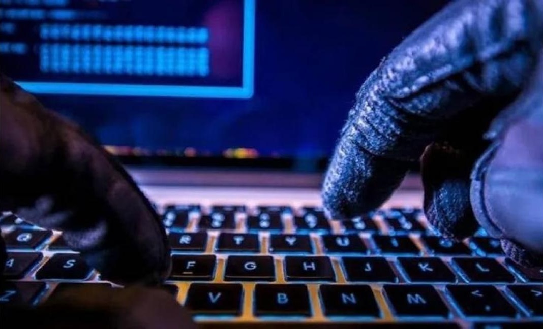 الجرائم الإلكترونية: إثارة النعرات والفتن جريمة يُعاقب عليها القانون