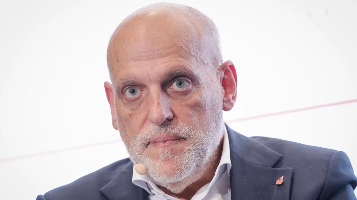 تيباس: الريال يضغط بقسوة على الحكام .. ولم يخسروا الديربي بسبب هذه القرارات