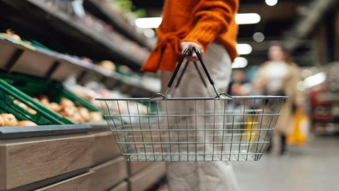 تقرير يتوقع تراجع التضخم في الأردن إلى 2.2% خلال 2027 وخفض الفائدة