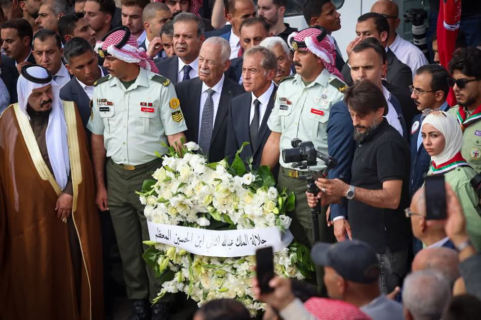 مندوباً عن الملك .. حسان يشارك في مراسم تشييع شهداء الكرك