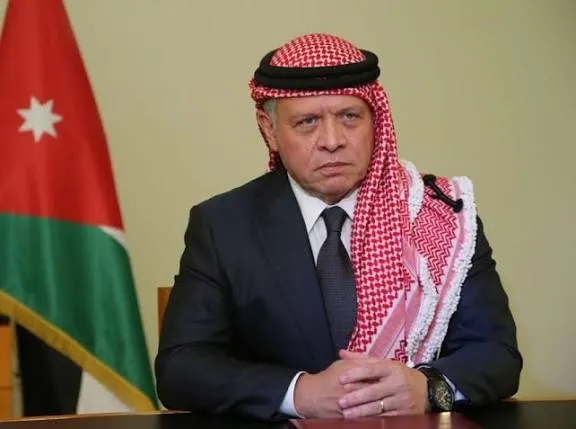 الملك يعزي العاهل الإسباني ورئيس الوزراء بضحايا حادث تصادم قطارين